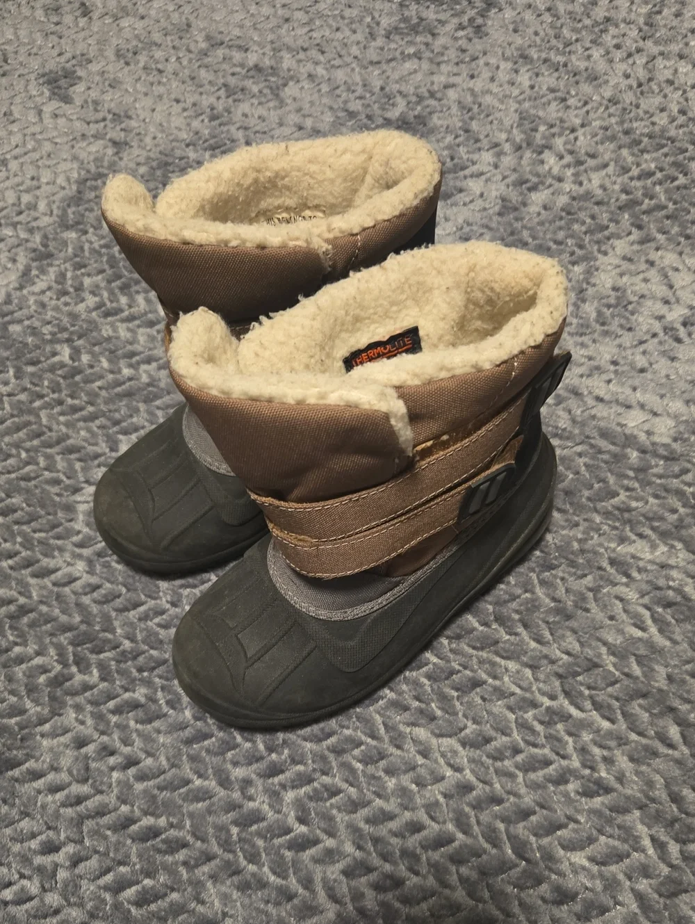 Thermolite Kids Winter Snow Boots Size 11 Brown Faux Fur Lined Hook & Loop